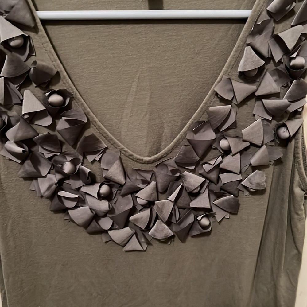 Talbots sleeveless green top, size small, good condition - Picture 4 of 4